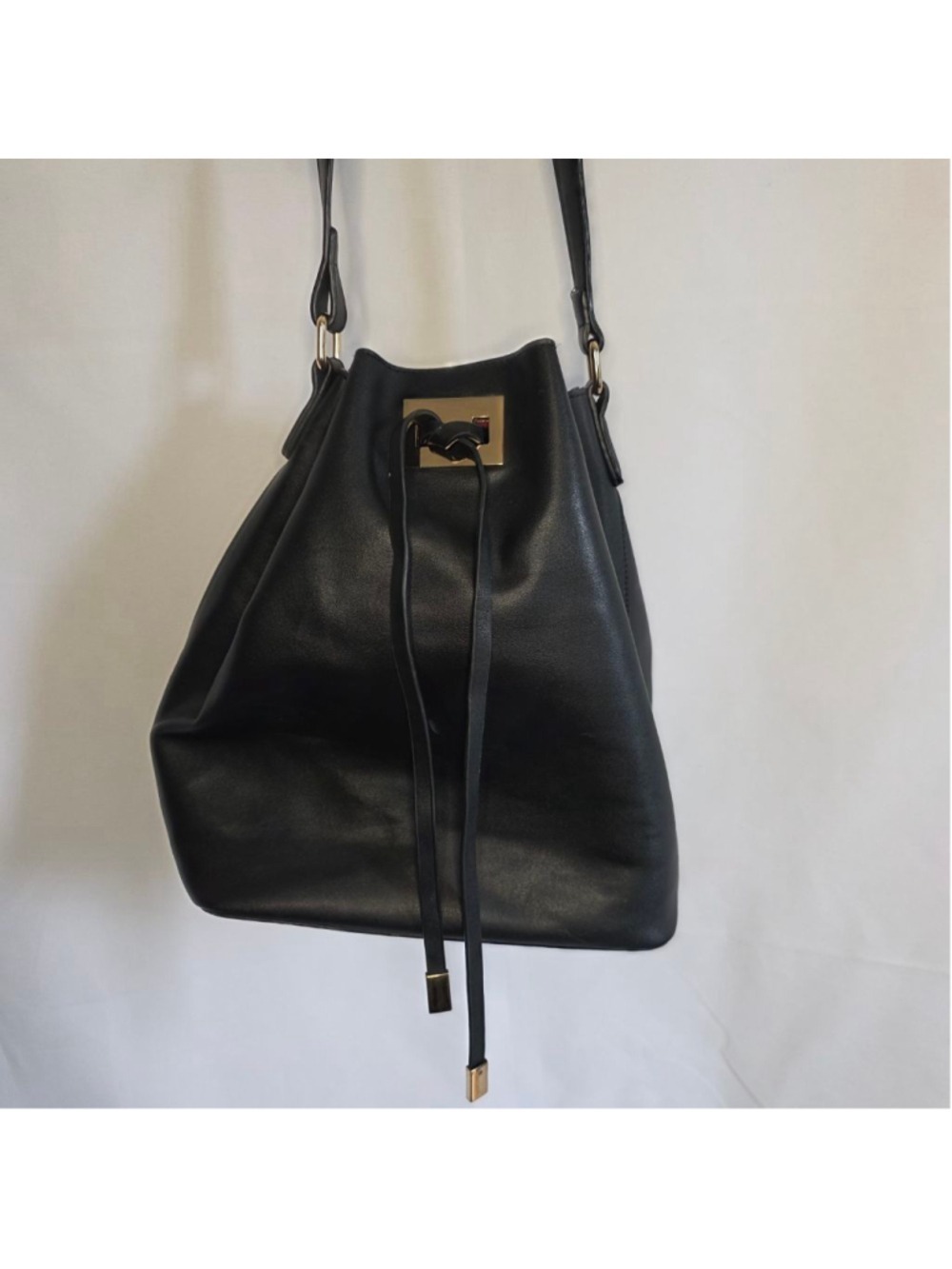 Gabriella Rocha Black Red Drawstring Crossbody Bag One Size
